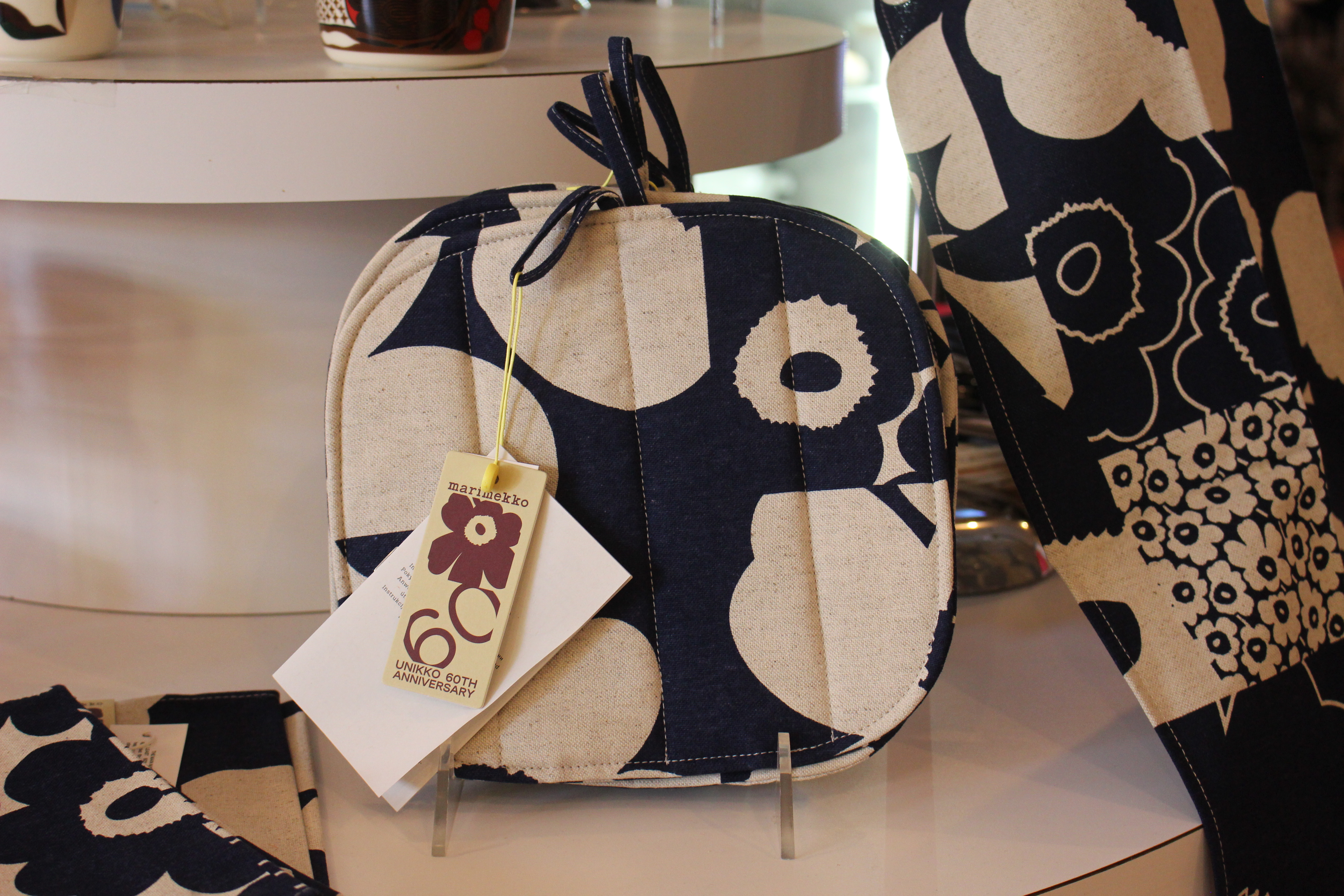 Unikko Kollaasi Pot Holder